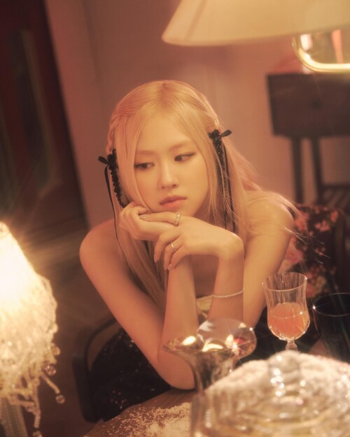 roses_are_rosie-23122023-0009118a852349e2185f.md.jpg